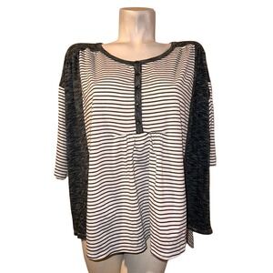 Umgee Womens Striped Henley Top Charcoal Gray White Mixed Media 3/4 Sleeve L
